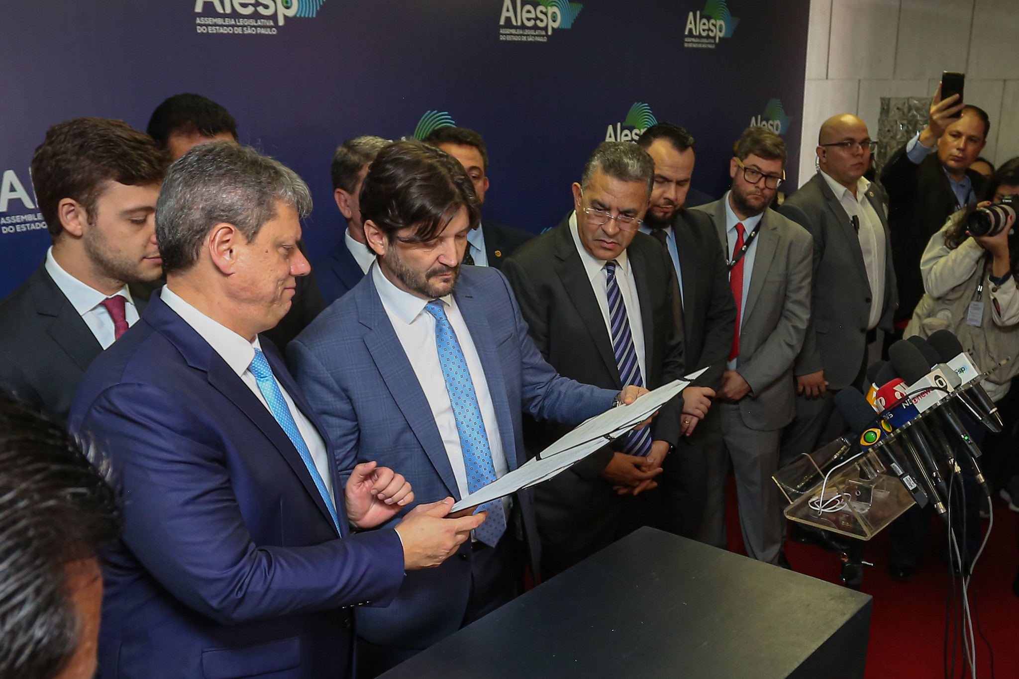 Governo de SP envia à Alesp proposta de aumento salarial para policiais